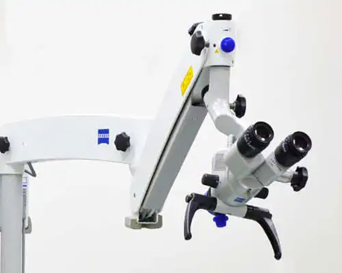 手術顕微鏡